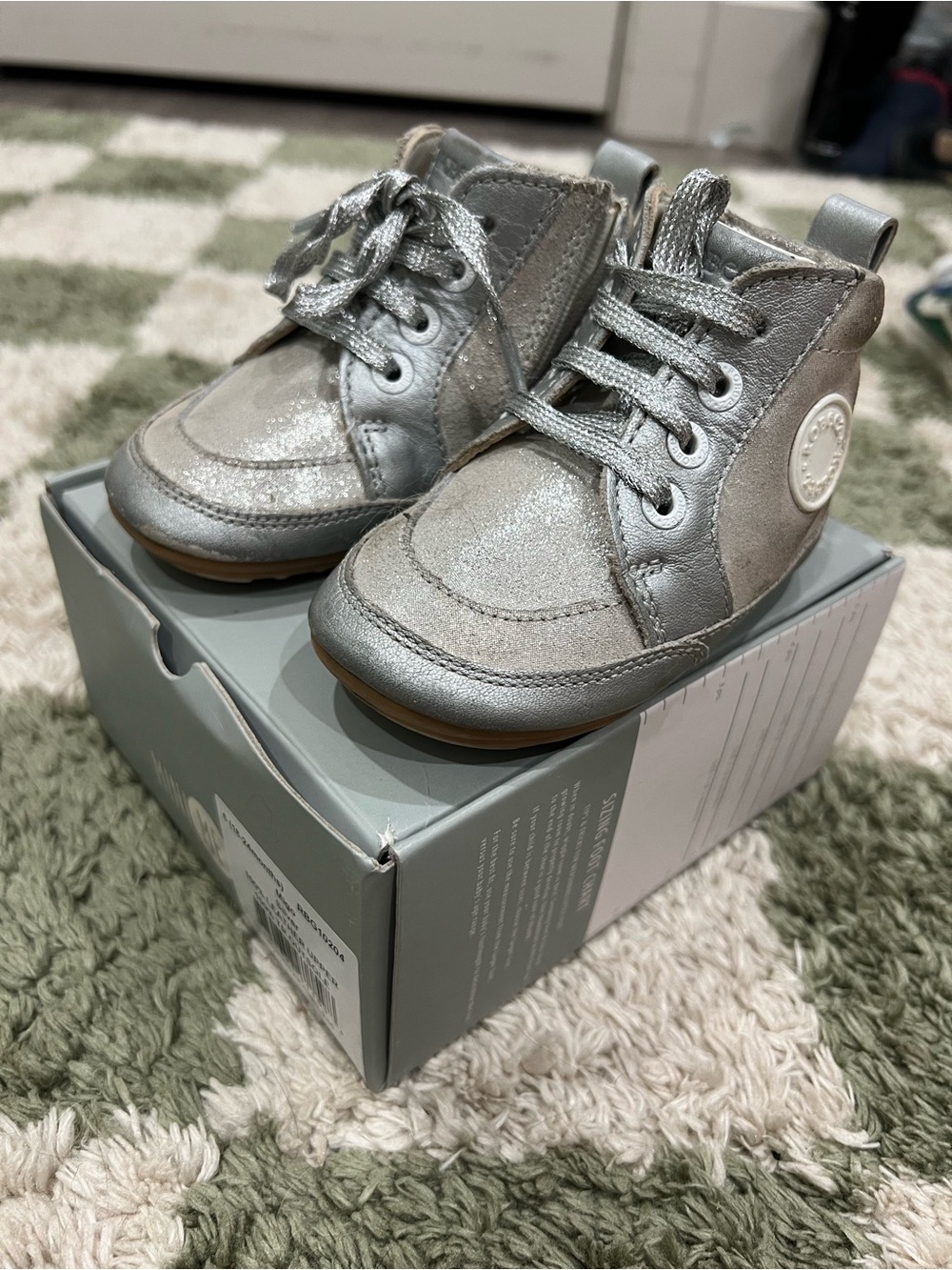 Robeez Silver Sparkle Kids High-Top Sneakers